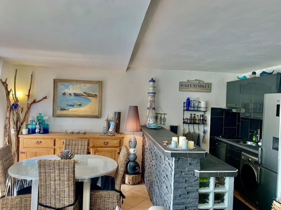 Appartement Vue Mer - Rdc - Parking Prive - Meuble Tourisme 4 Etoiles Agde Exteriér fotografie